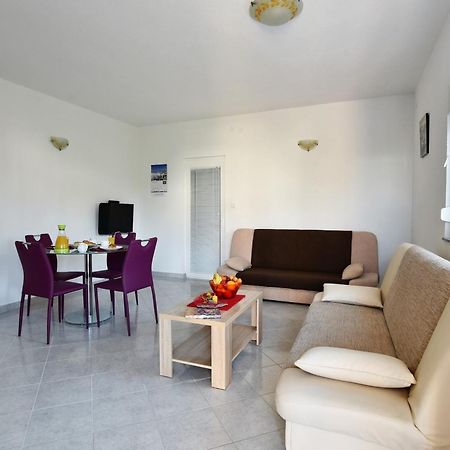 Apartmani Natasa Nino Jezera, Murter Kamer foto