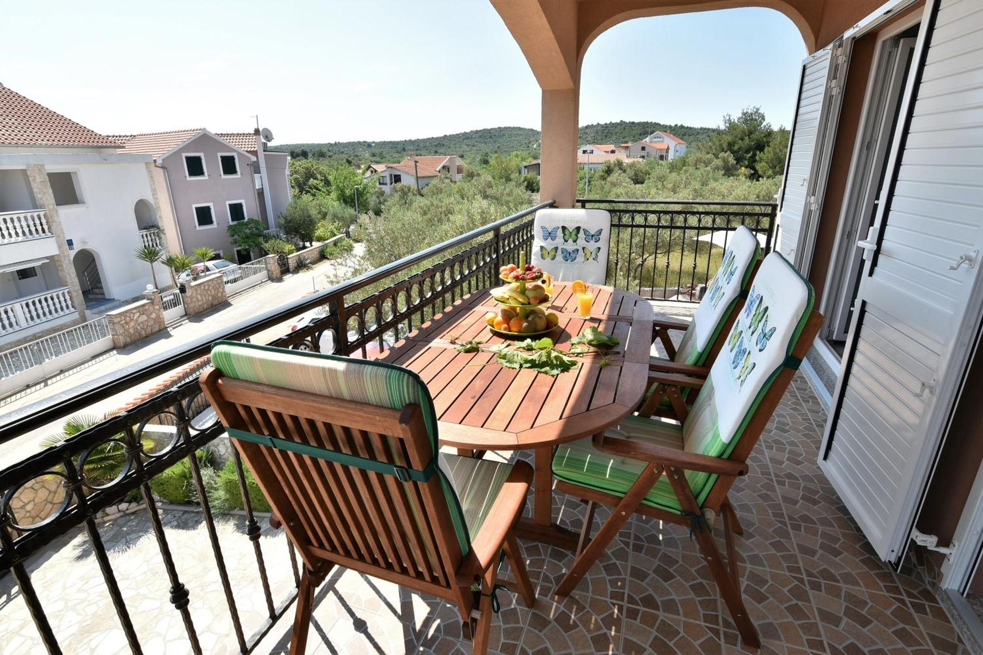 Apartmani Natasa Nino Jezera, Murter Kamer foto