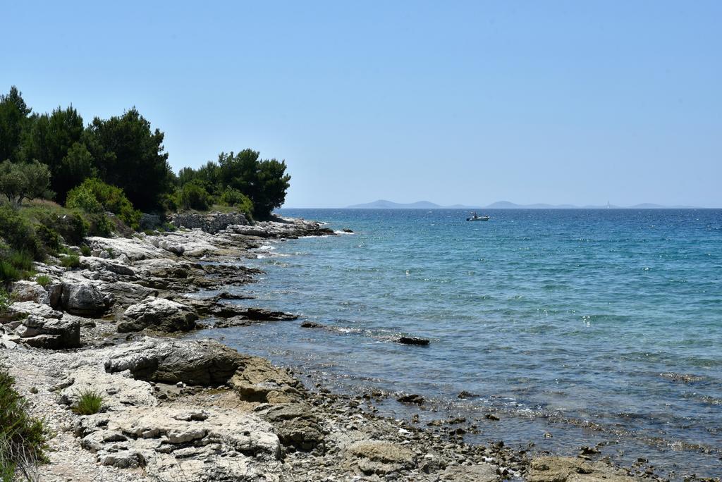 Apartmani Natasa Nino Jezera, Murter Buitenkant foto
